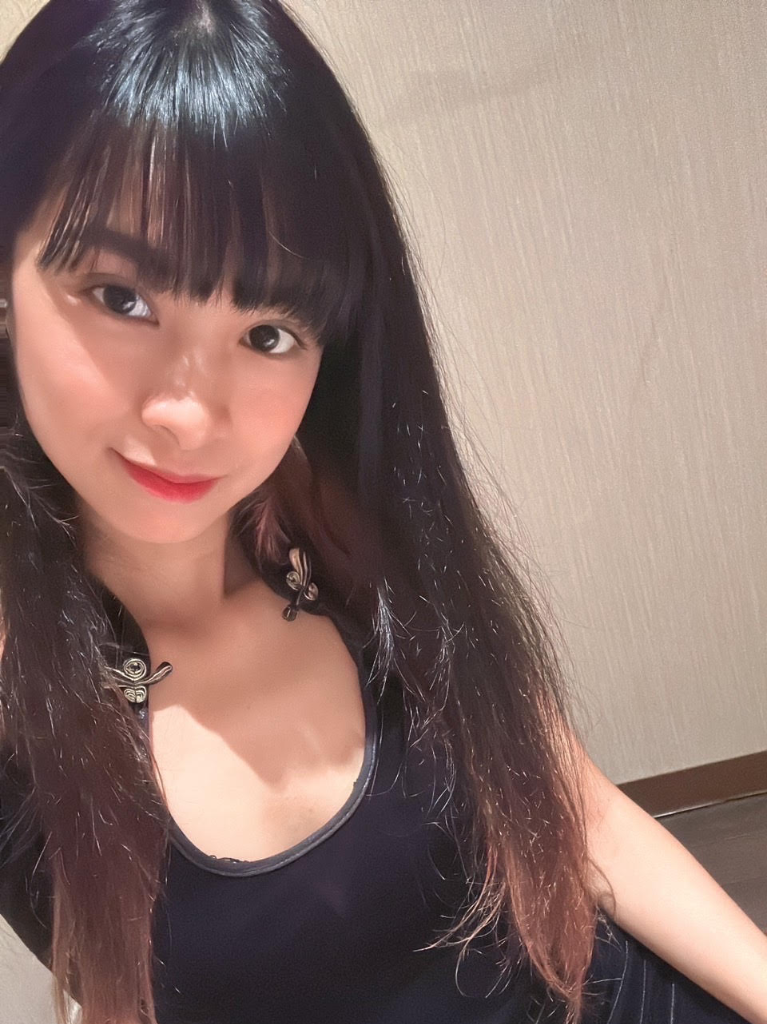 エミ